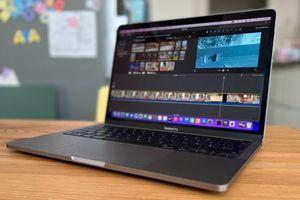 MacBook Pro 14 проти 16. Який вам підходить? фото